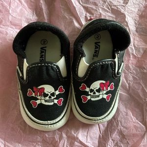 Vans infant skull slip on shoe